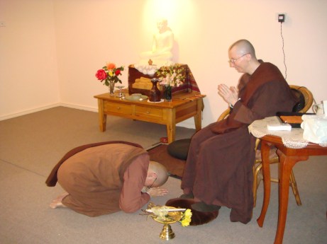 Ayya Vayama Bhikkhuni and Ayya Seri Bhikkhuni during Forgiveness Ceremony on Pavarana Day, 19th October 2013 at Patacara Bhikkhuni Hermitage.