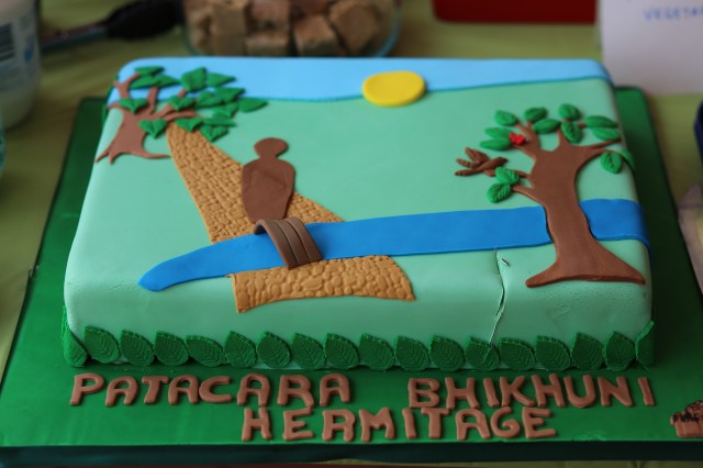 The cake offered to mark the 5th Rains Retreat at Patacara Bhikkhuni Hermitage on 31st of October 2015. Photo by Zor.